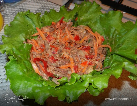 Мясной салат с сырной заправкой Мясной салат с сырной заправкой