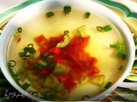 Рыбный суп с вялеными томатами