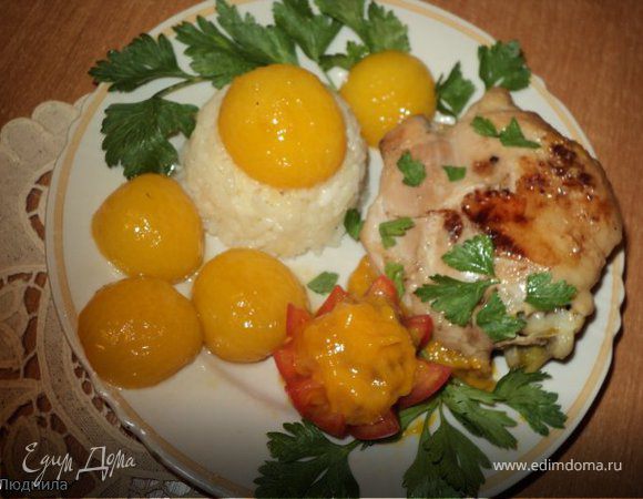 Курица, запеченная со сливами Курица, запеченная со сливами