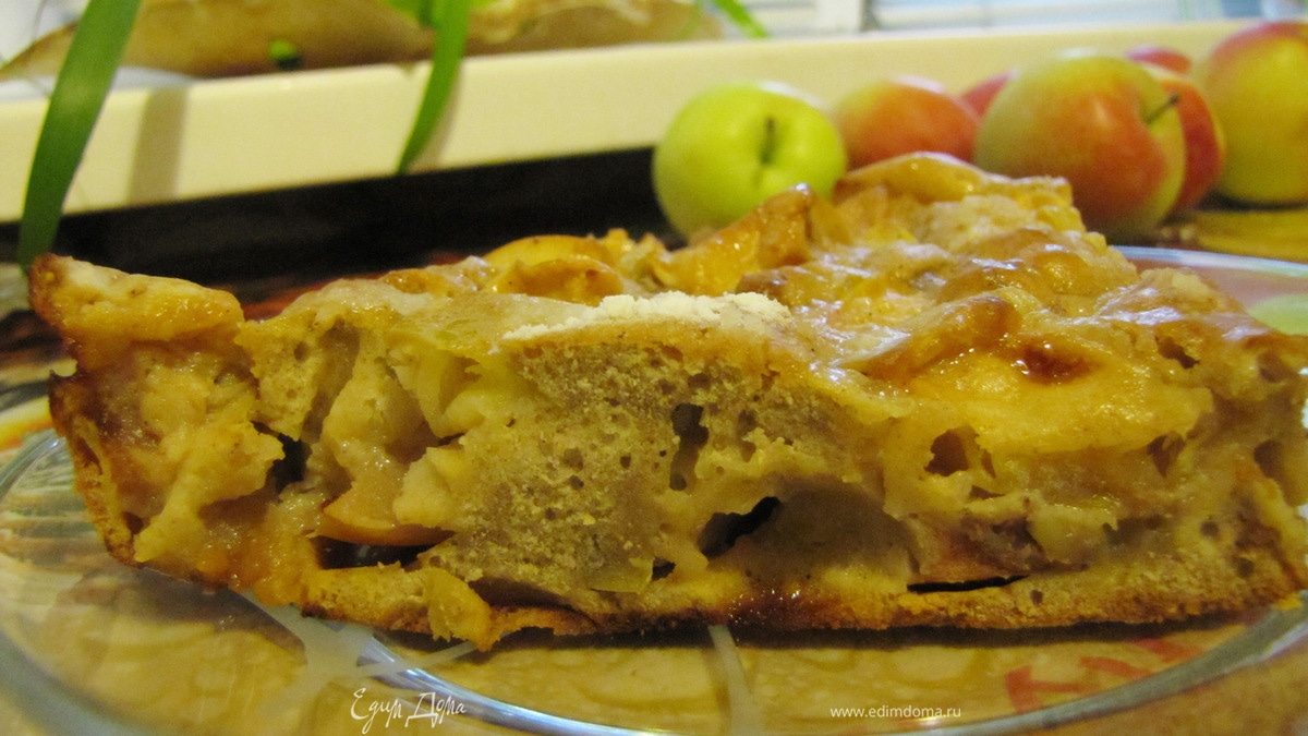 Яблочная шарлоточка