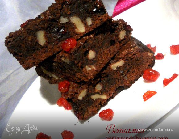 Брауни с клюквой и грецкими орехами