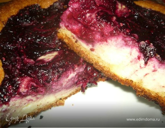 Творожный пирог с ягодами