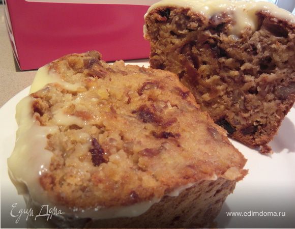 Банановый пирог-хлеб с финиками и пеканом