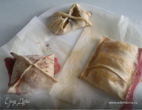 Булочки с нектарином из вытяжного теста в 3 вариантах 