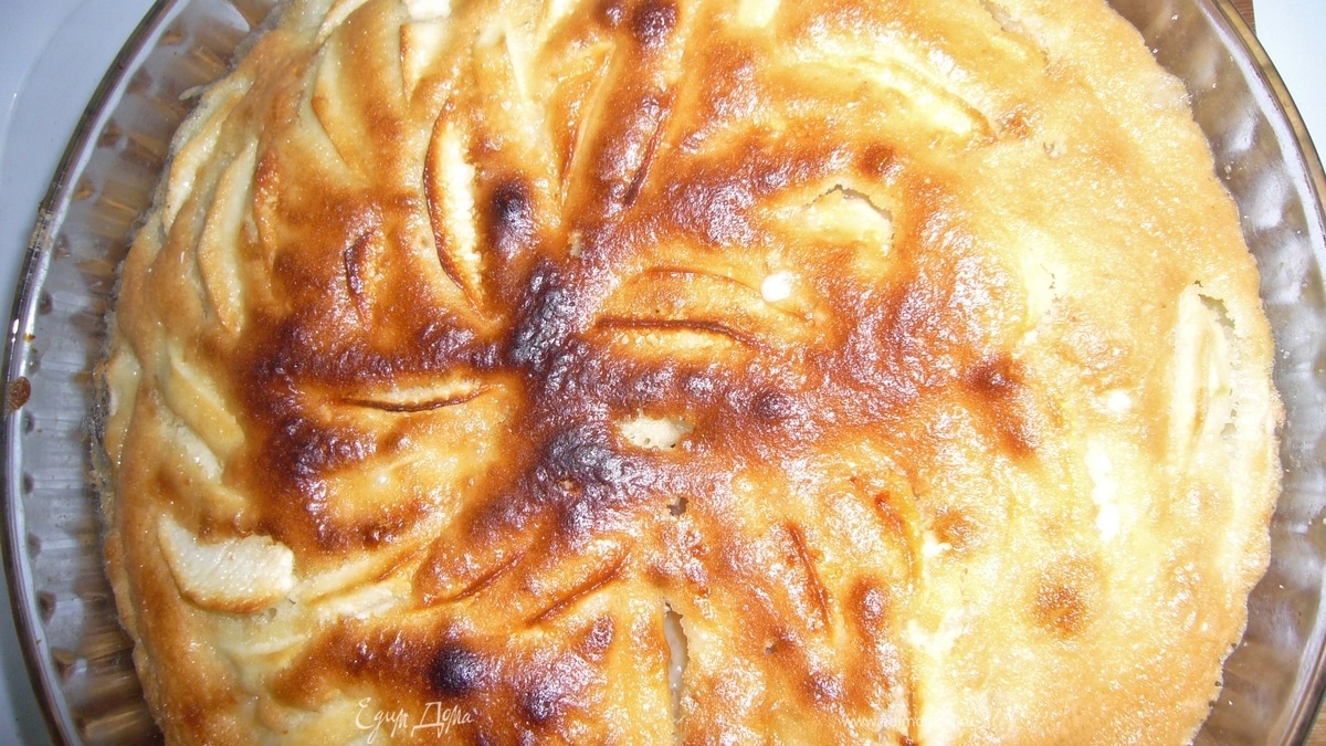 Бисквитный Пирог с яблоками