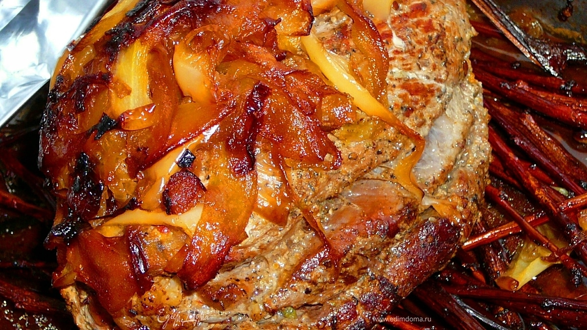 Свинина запеченая