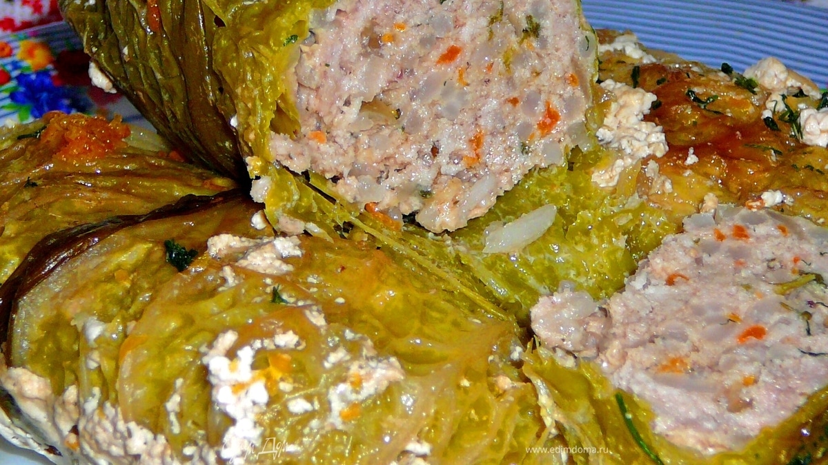 Голубцы в листьях савойской капусты
