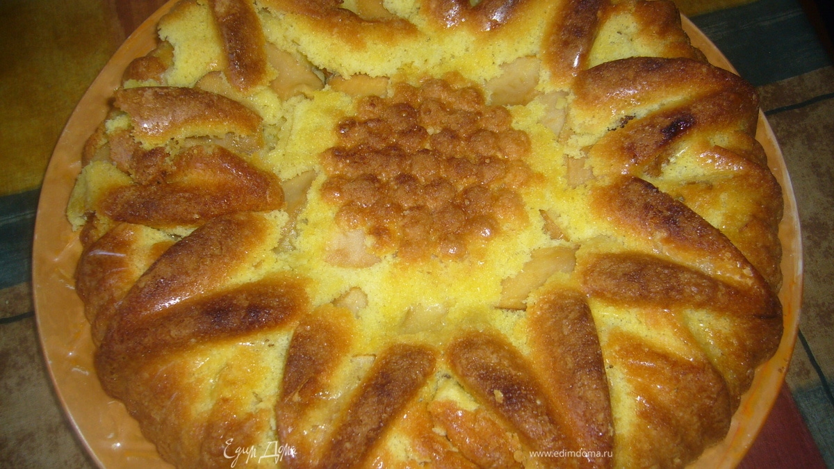 Шарлотка с яблоками