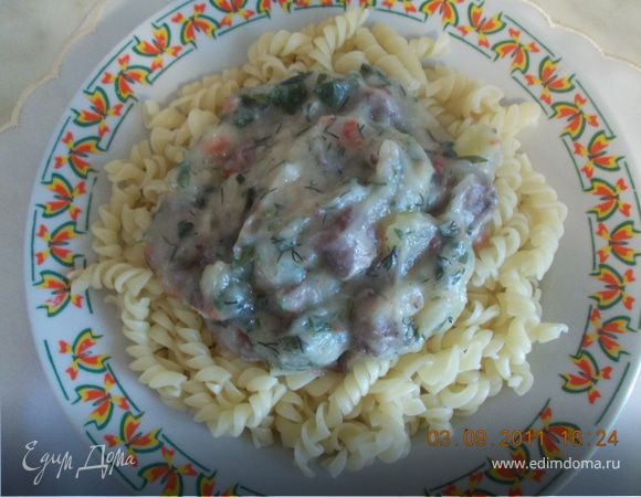 куриные сердечки, тушёные с овощами