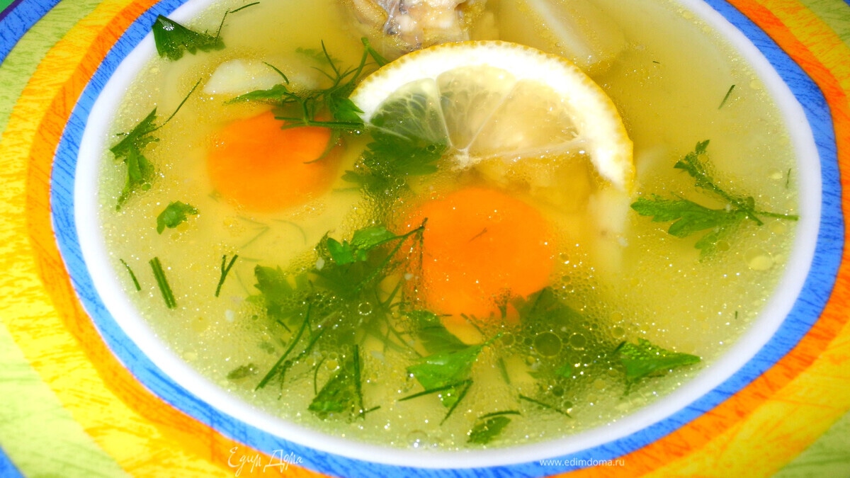 Уха с шафраном из осетра
