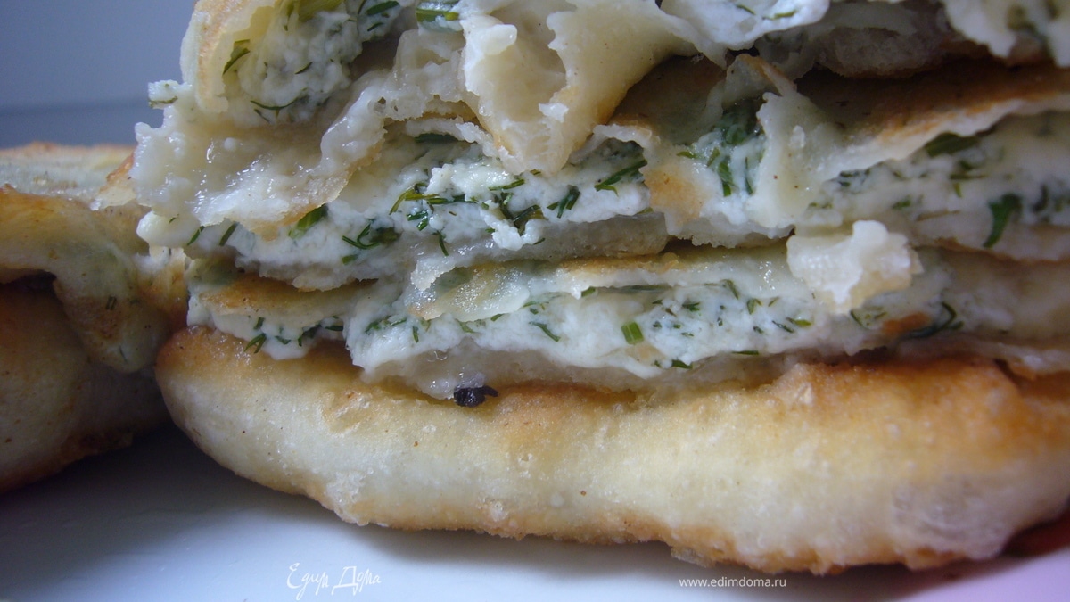 Пита с риккотой и укропом