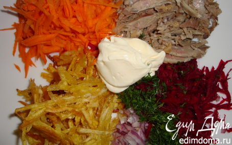 Рецепт Салат из свежих овощей с мясом и картофелем пай