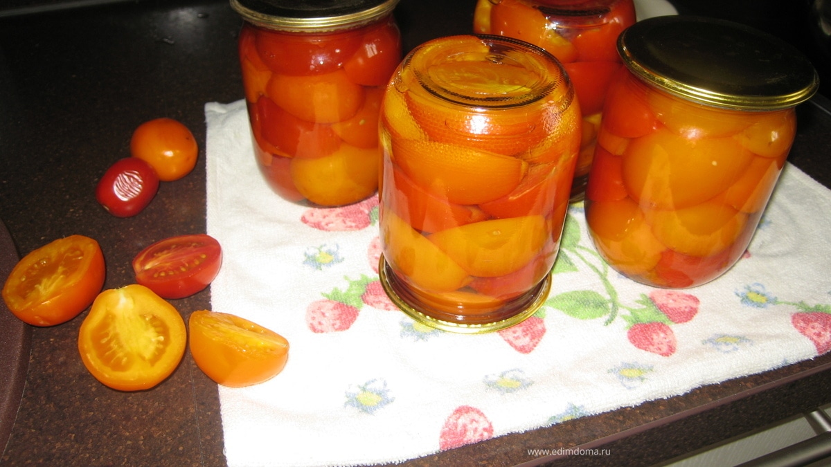 Консервированные помидоры "Кусочек лета"