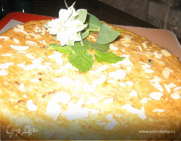 Пирог с яблоками, изюмом и миндалем Пирог с яблоками, изюмом и миндалем