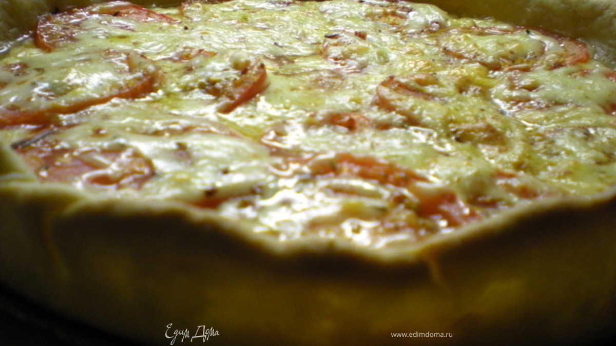 Пирог с помидорами и сыром