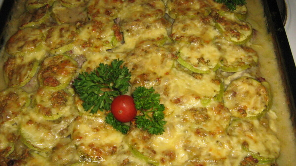 Запеканка из кабачков под соусом бешамель