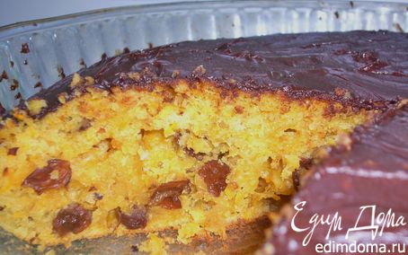 Рецепт Морковный пирог с изюмом и шоколадом