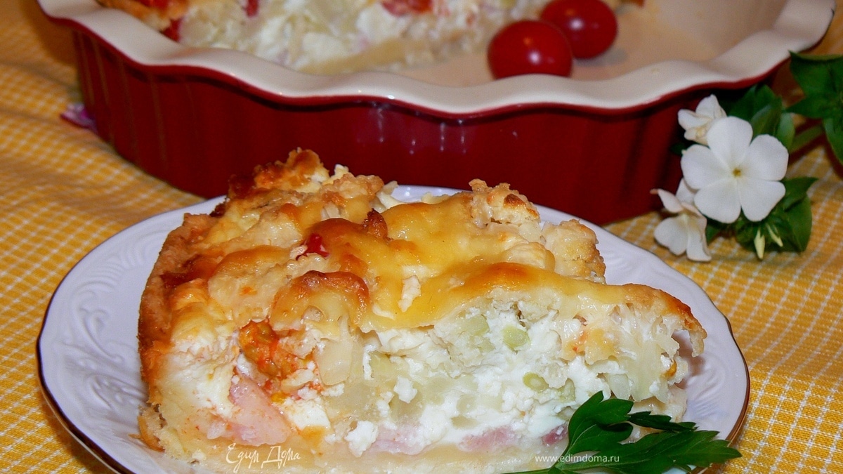 Киш с цветной капустой и брынзой