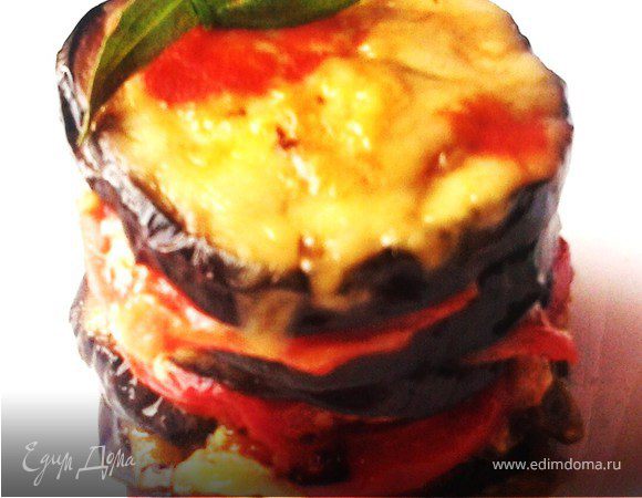 Башенки из баклажанов с моцареллой Башенки из баклажанов с моцареллой