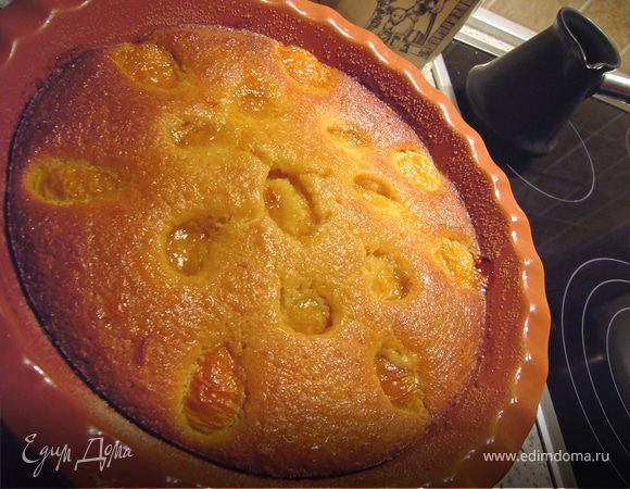 Пирог с абрикосами