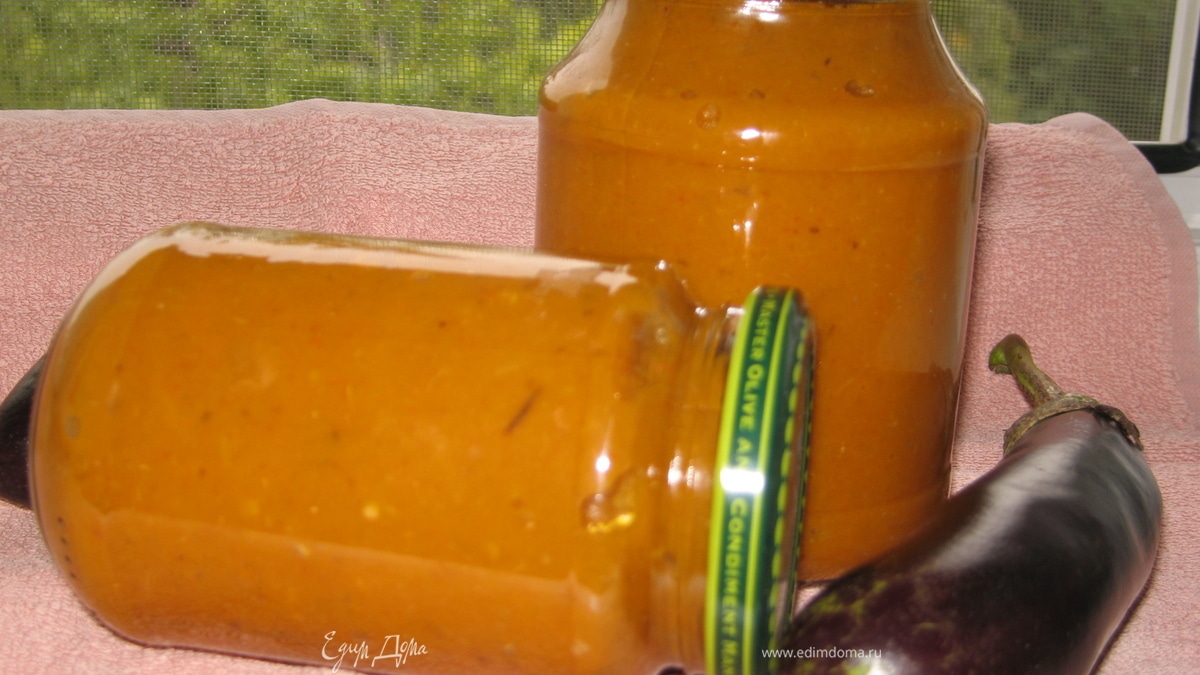 Баклажанная икра из запеченных баклажан и перцев