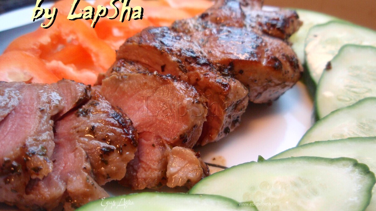 Косичка из свинины с базиликом