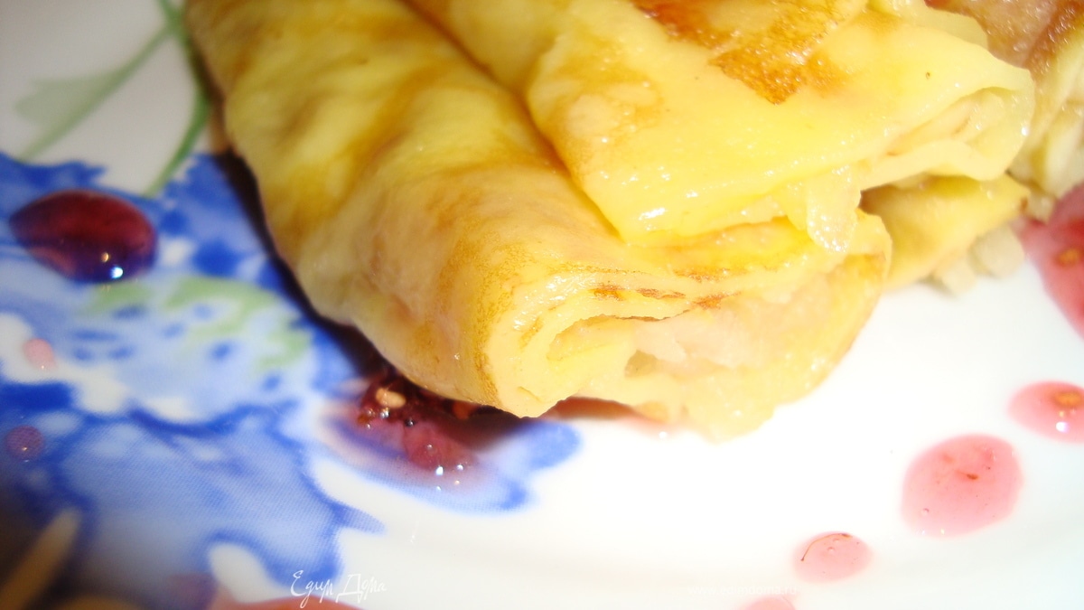 Блинчики с яблоками