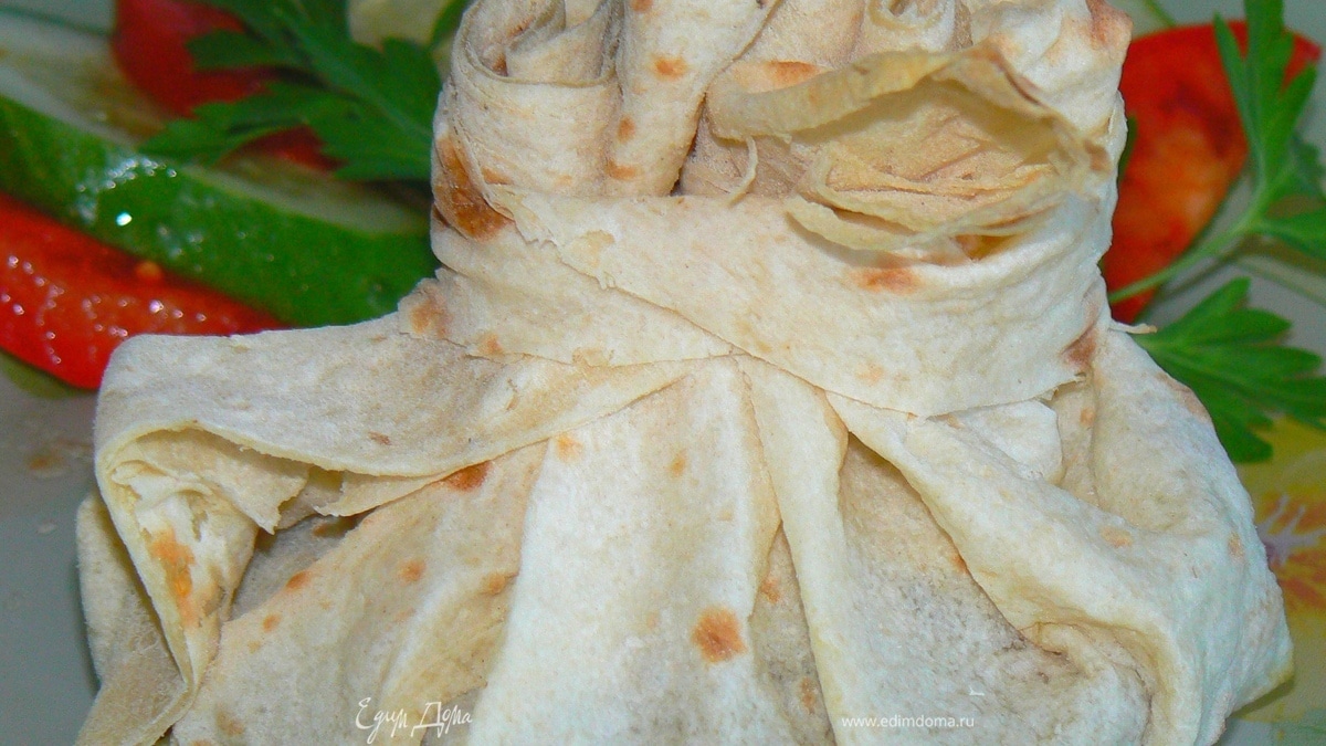 "Узелок" с куриными желудочками и баклажанами