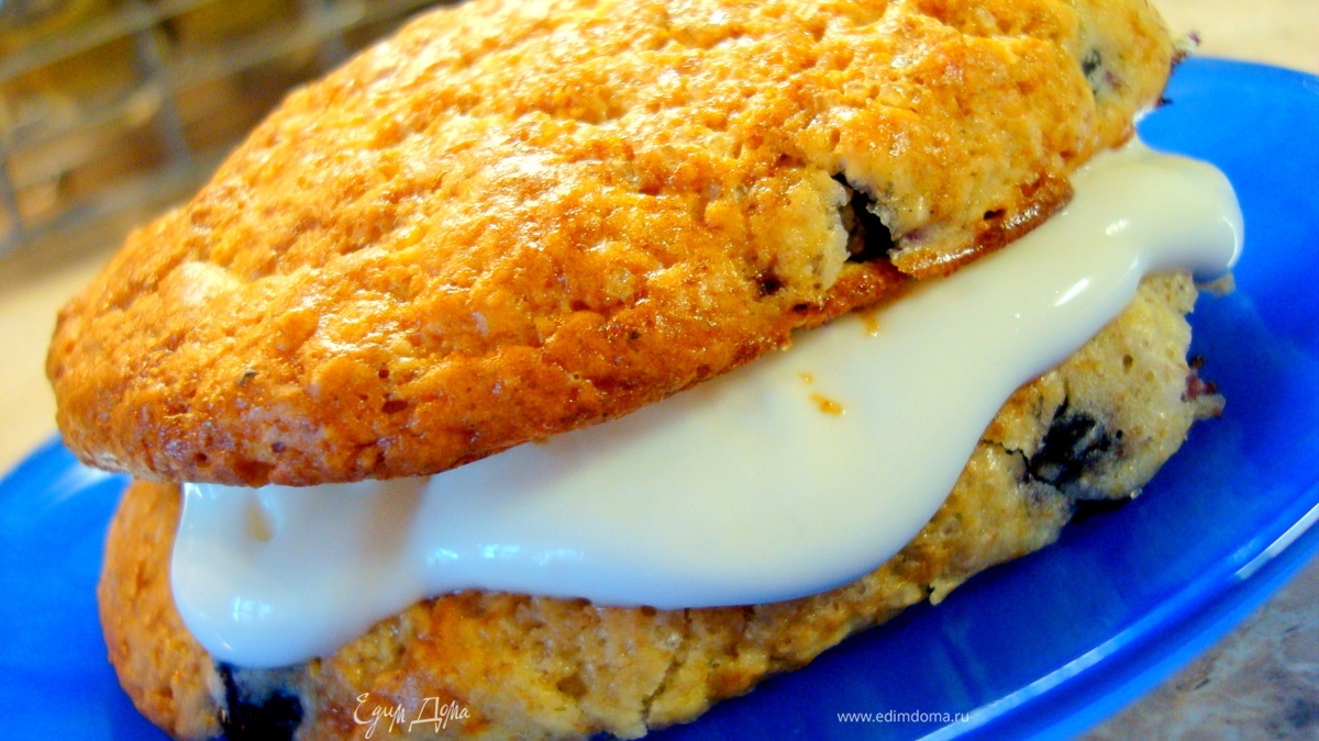 Сконы со свежей ягодой и маскарпоне