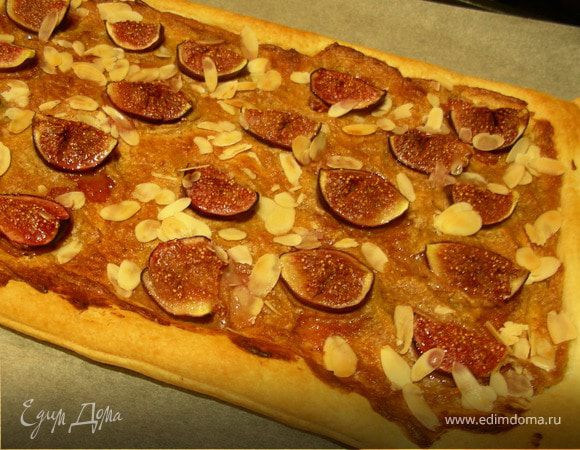 Тарт с инжиром и миндалем