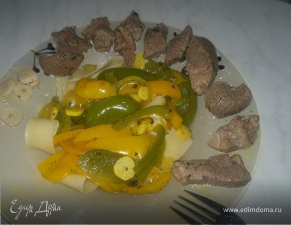 Парппадели с перцами и нежной бараниной Парппадели с перцами и нежной бараниной