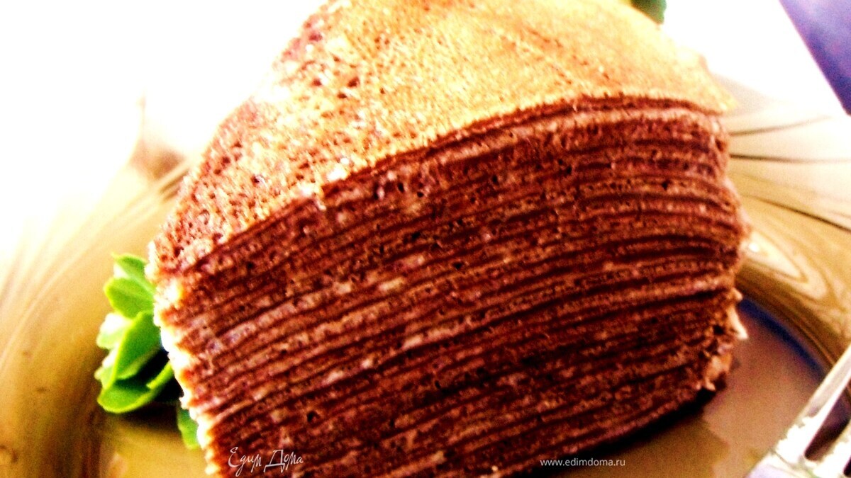 Торт шоколадно-креповый с заварным кремом