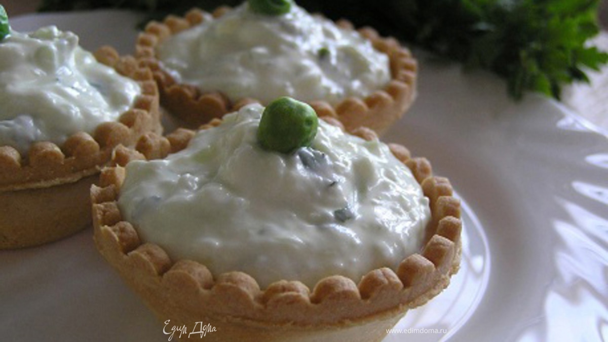 Тарталетки с сырным кремом и мятой