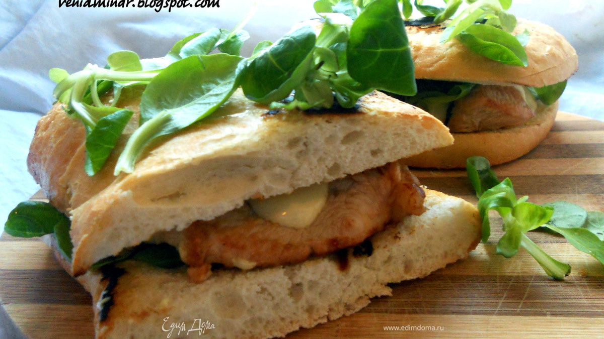 Сэндвич с индейкой, корном и домашним майонезом (почти) :)