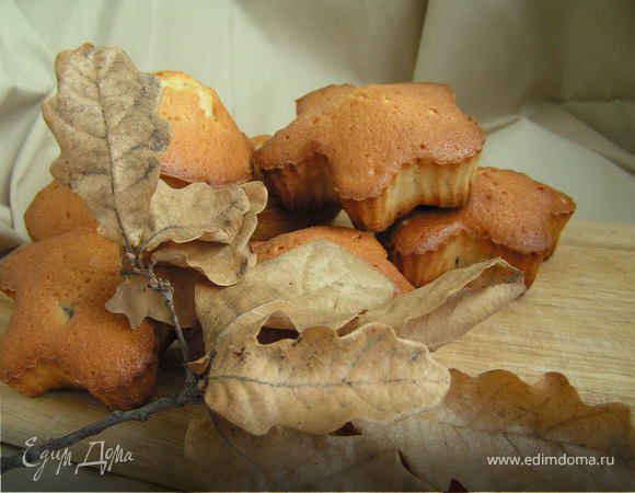 Осенние кексы с вяленой вишней Осенние кексы с вяленой вишней