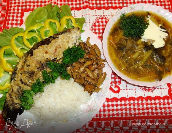 "Дары леса".( Грибной суп, линь в сметане, запеченый в фольге с рисом и жареными рыжиками) "Дары леса".( Грибной суп, линь в сметане, запеченый в фольге с рисом и жареными рыжиками)