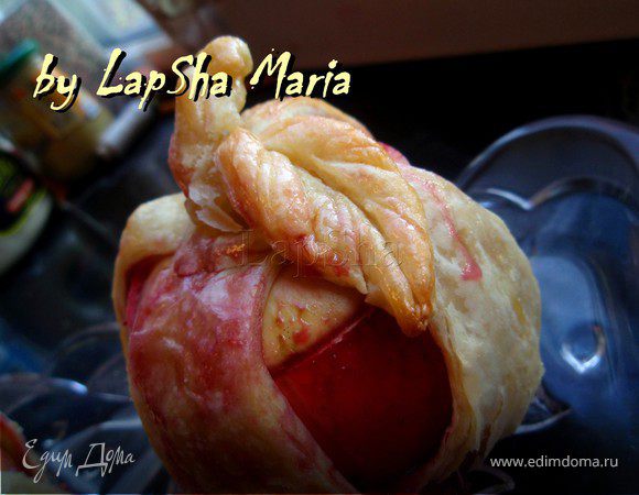 Запеченные в тесте яблоки с ягодной начинкой Запеченные в тесте яблоки с ягодной начинкой