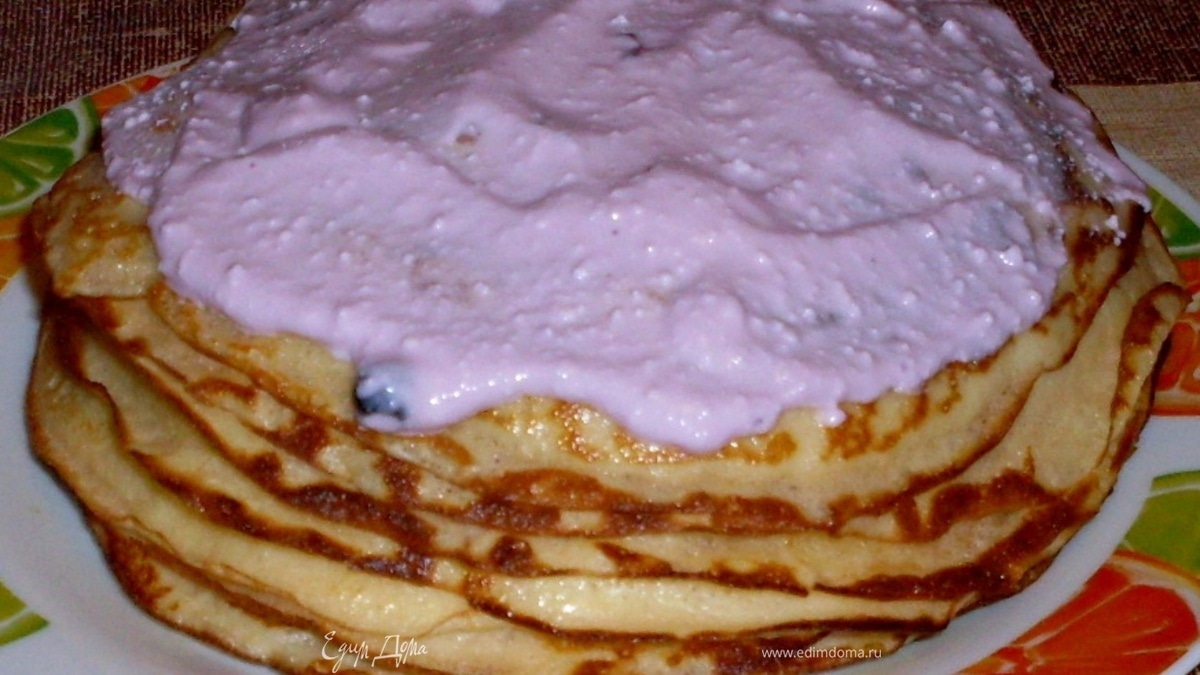 Блины заварные с творожно-ягодной начинкой