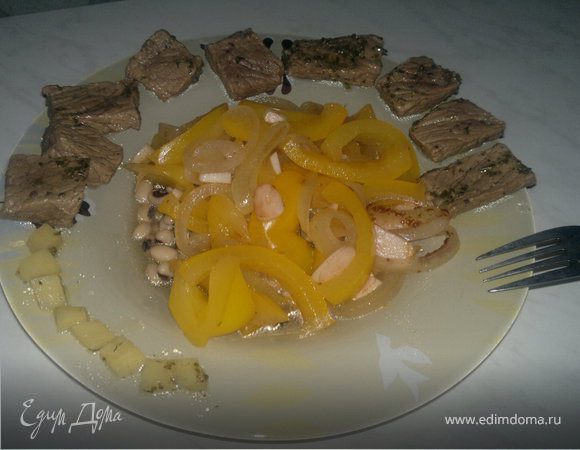 Говядина в пяти травах с имбирем и лаймом + фасоль и овощи Говядина в пяти травах с имбирем и лаймом + фасоль и овощи