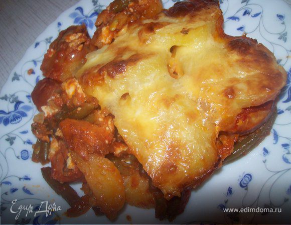 Немецкая овощная запеканка с сардельками Немецкая овощная запеканка с сардельками