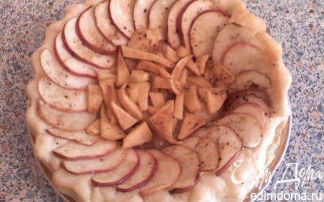 Рецепт Пирог с айвой и яблоками