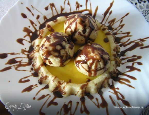 Тарт с профитролями "Солнце в шоколаде"