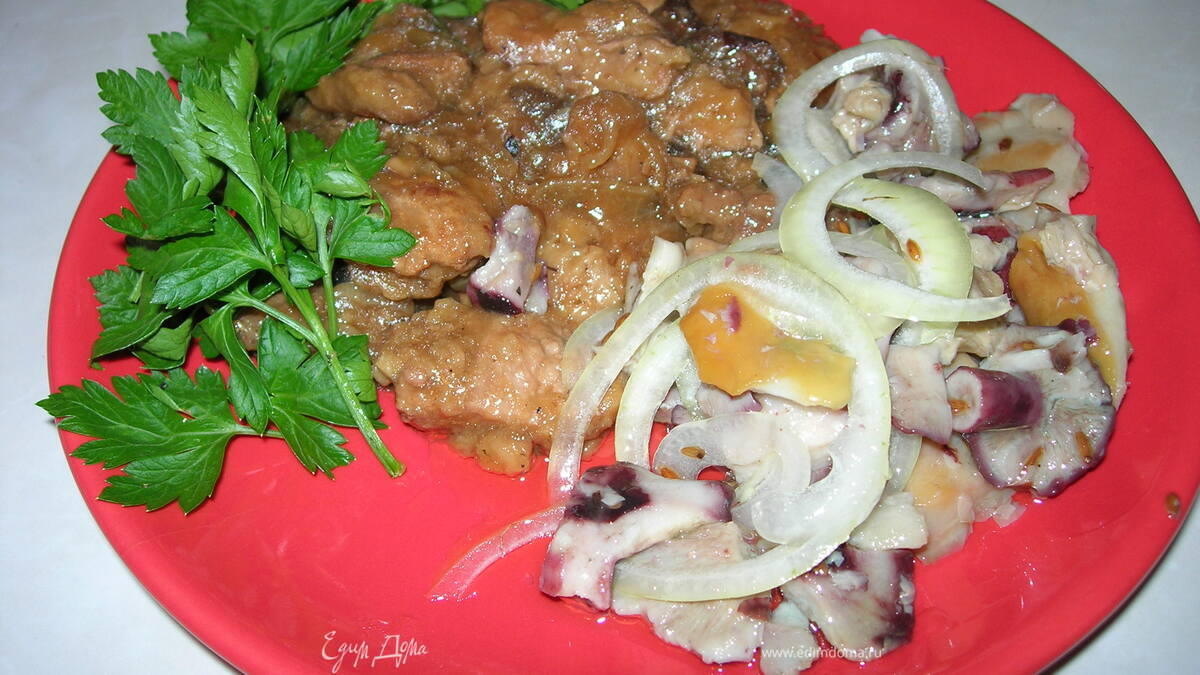 Запеченная говядина с черносливом