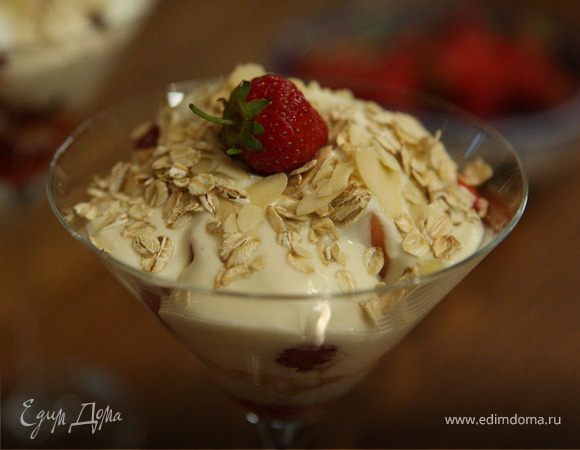 Клубнично-малиновый десерт