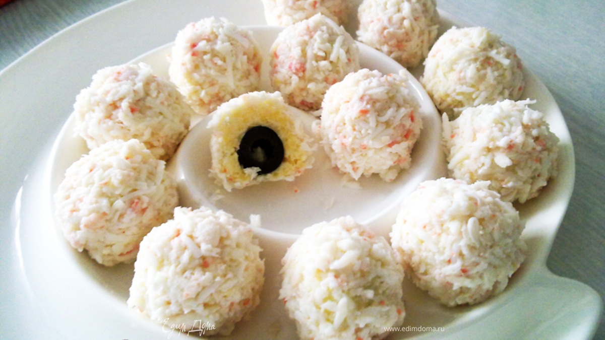 Сырные шарики с маслинами