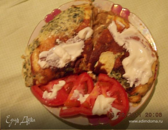 Икра острая в зеленом омлете со сметаной