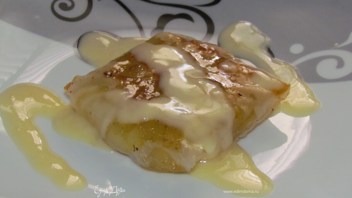 Блинчики с яблоками в рисовой бумаге