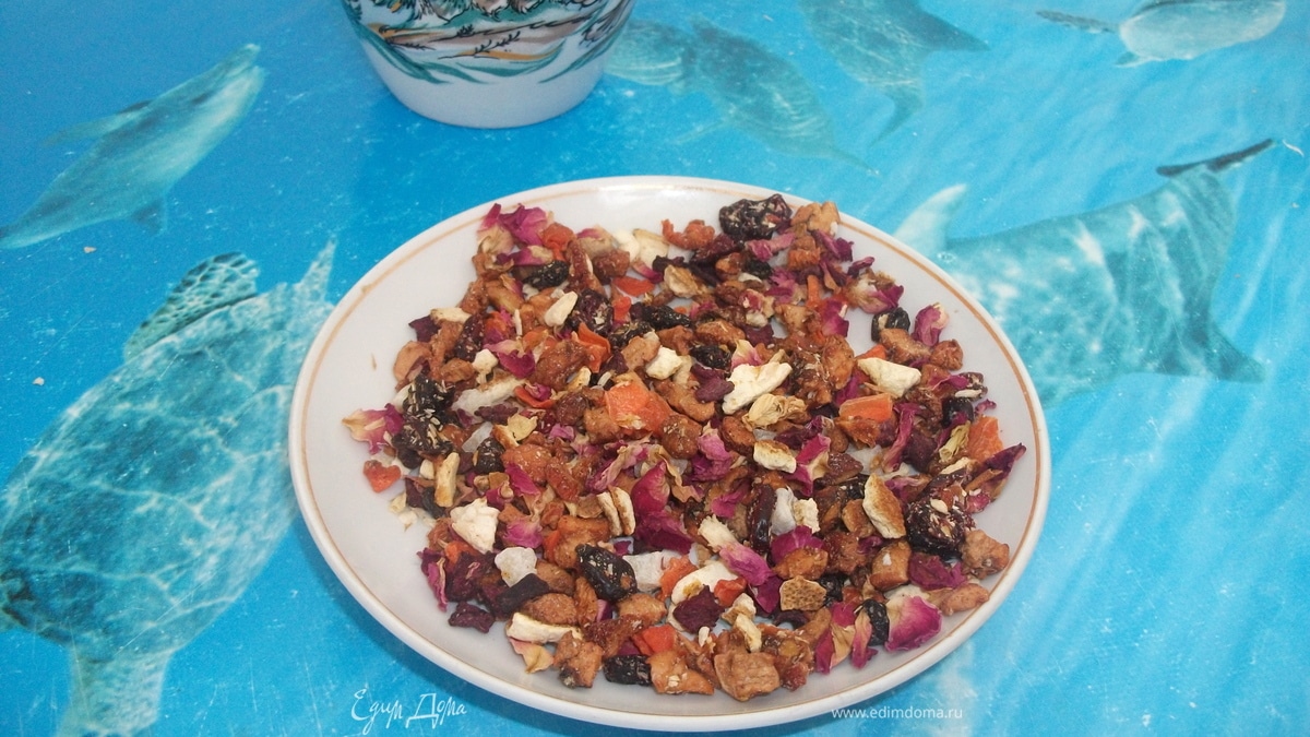 Фруктовый чай собственного приготовления