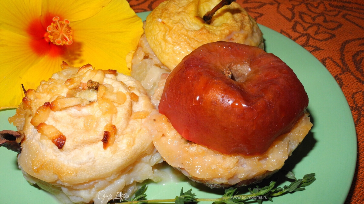 Яблоки Белоники