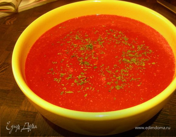 Свекольный суп-пюре с яблоком и тимьяном Свекольный суп-пюре с яблоком и тимьяном